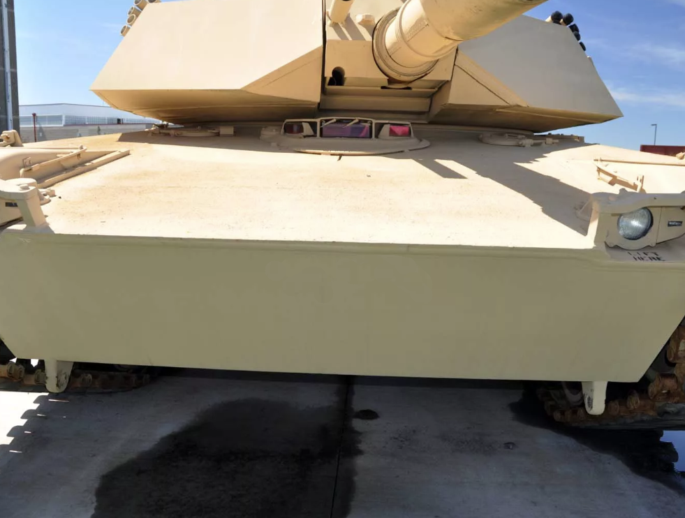 Акции производителя абрамс. Танк m1a1 Abrams. Броня m1 Abrams. M1 «Абрамс». Танк Abrams m1a2 корпус.