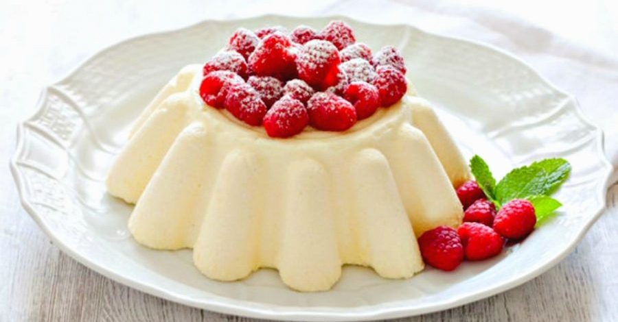 Рецепты из фильмов. «Формула любви» — бланманже