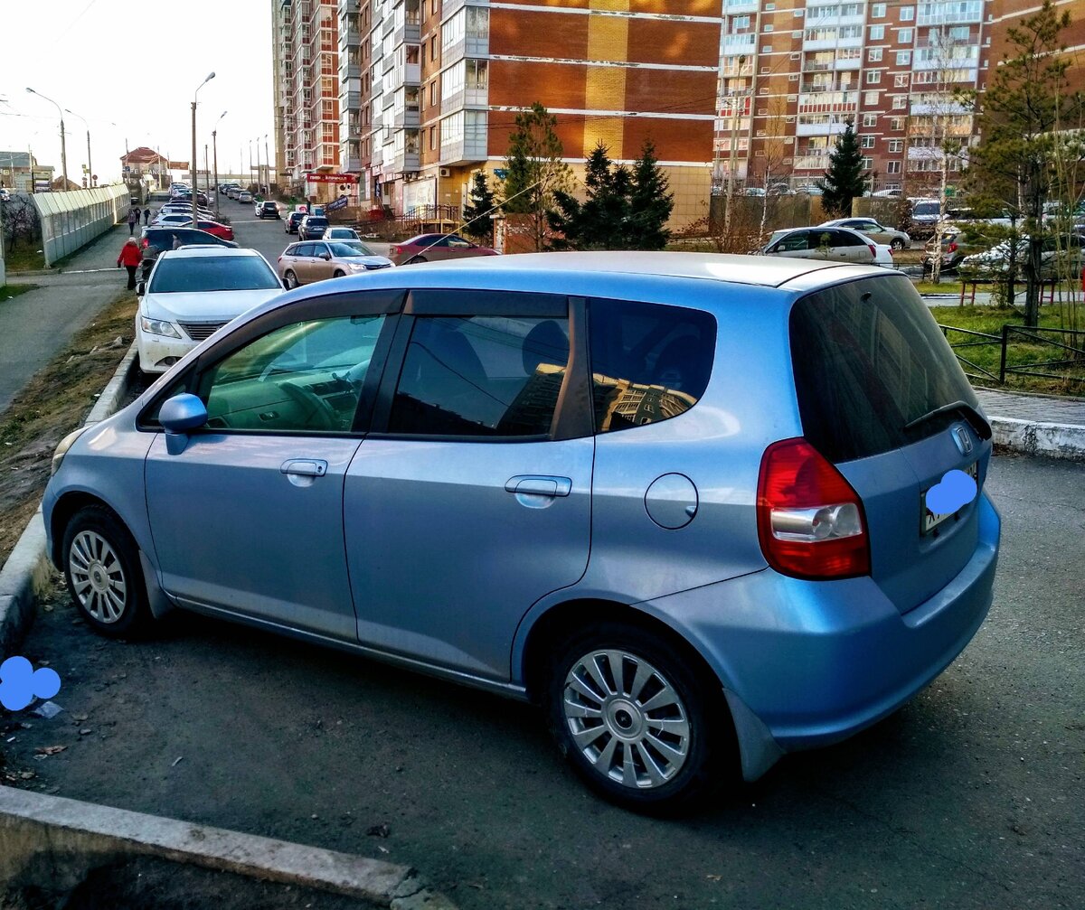 Honda Fit 2002 год