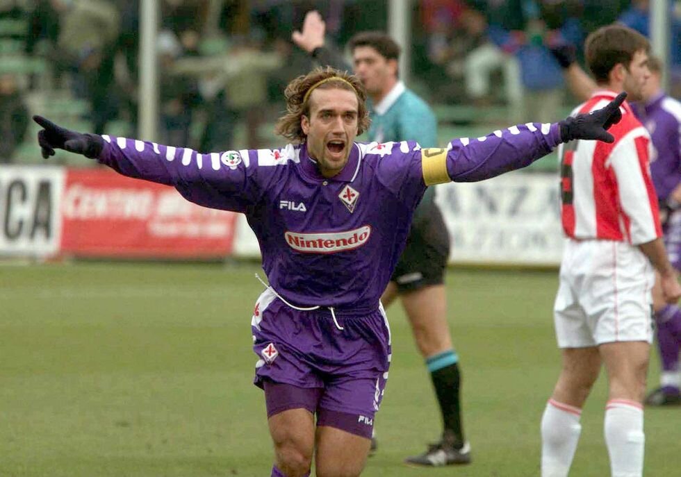 Габриэль Батистута в составе "Фиорентины". Фото elcomercio.pe