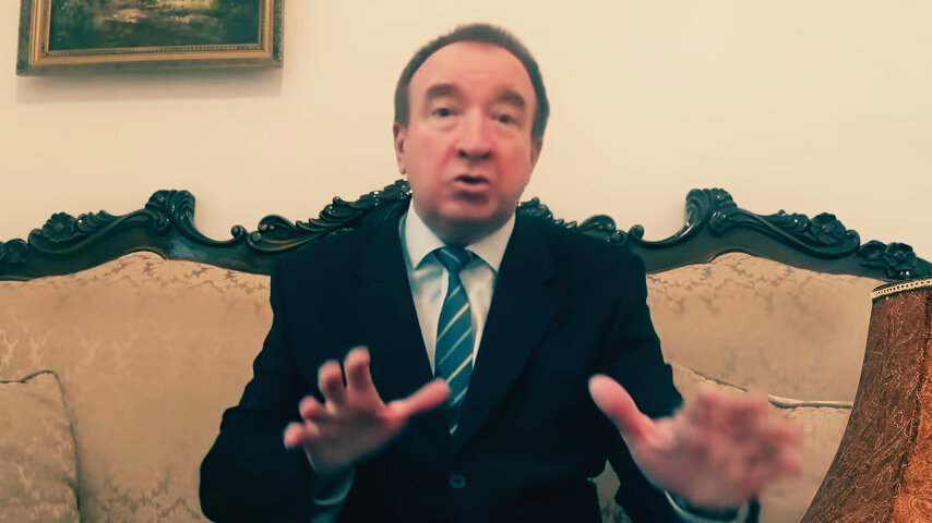 Игорь Панарин