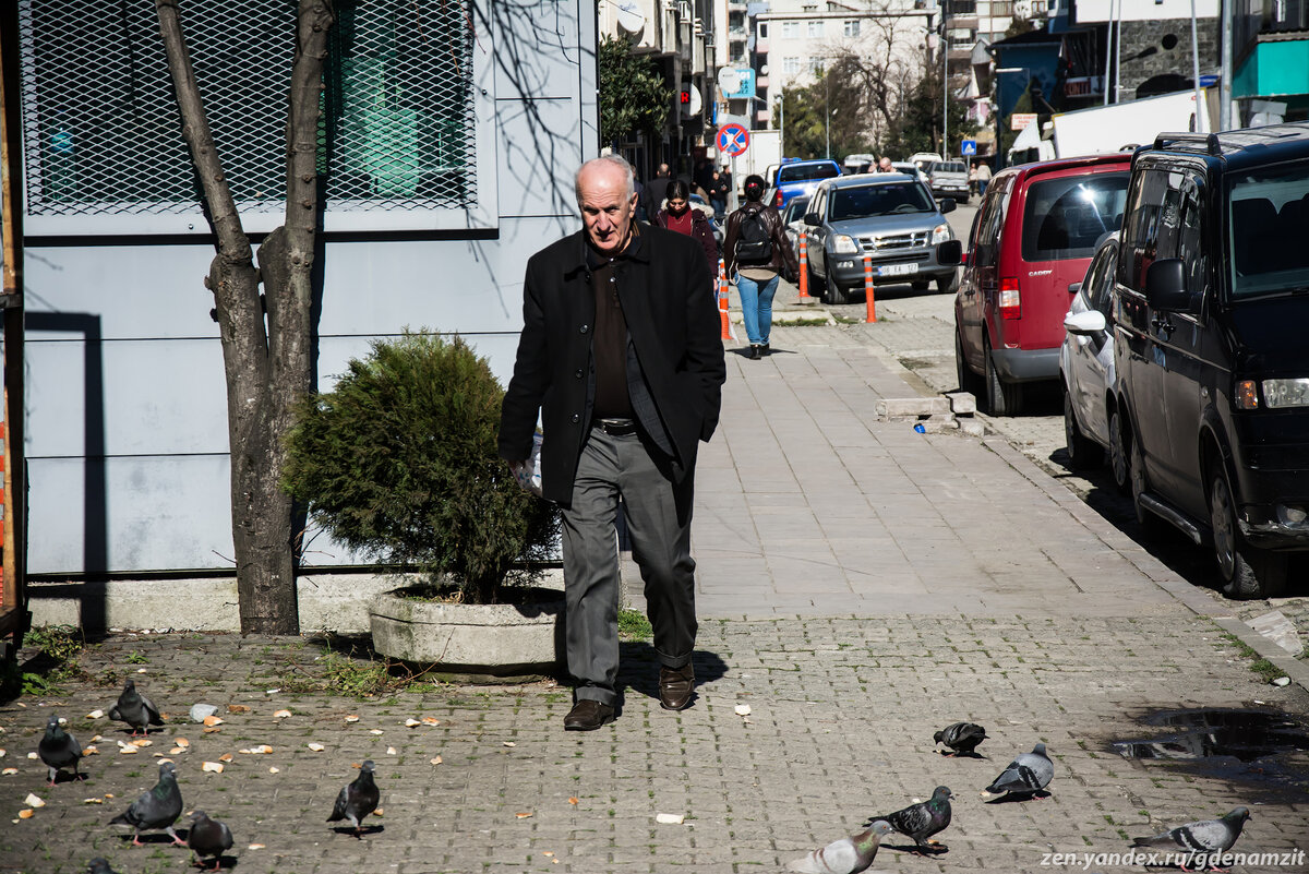 Как живут обычные люди в нетуристическом городе в Турции?