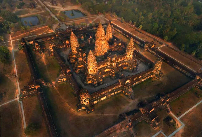 Фото:https://indiastyle.ru/blog/travels/angkor-vat