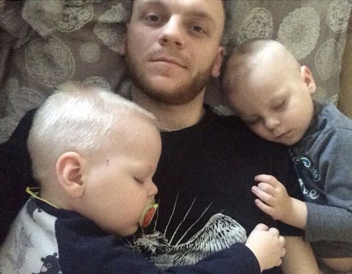 Отец всегда должен быть сильным