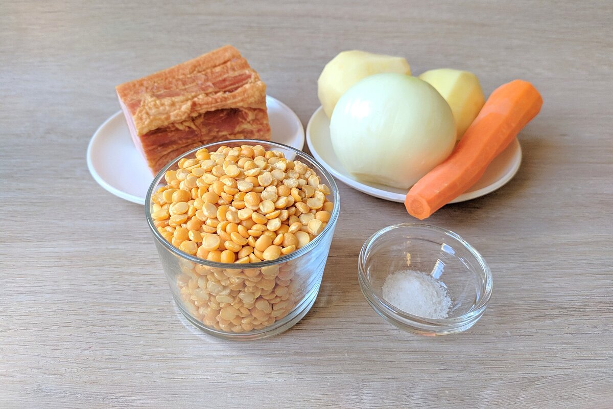 ингредиенты для приготовления горохового супа 