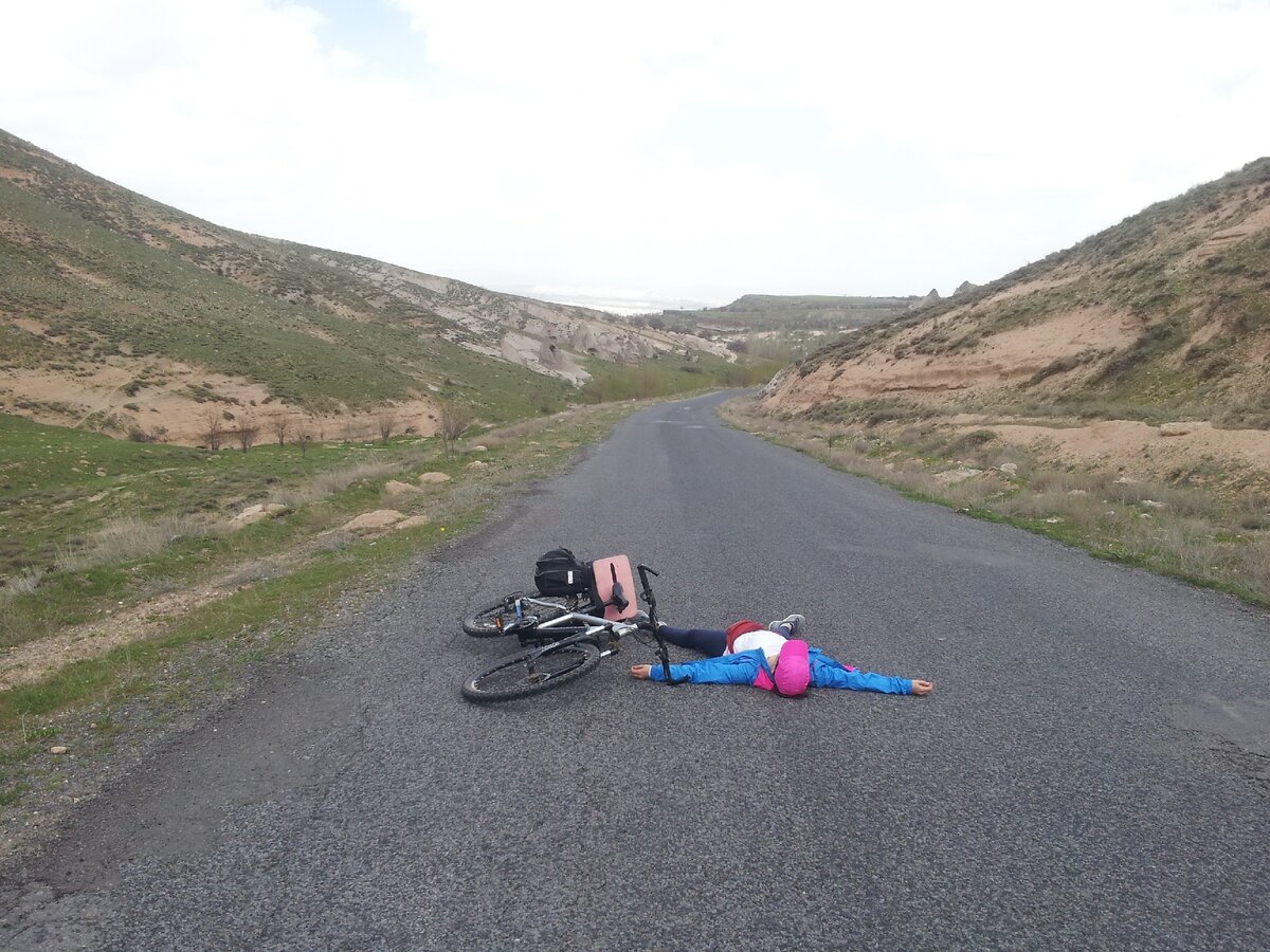 Ну иногда все таки и в велопутешествии придется попотеть :)