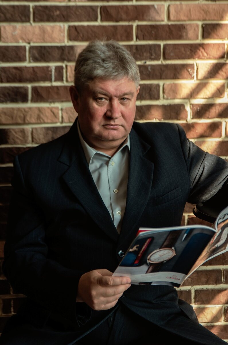 Меня зовут Тимур. Я коуч, наставник, ментор, психолог. Основатель онлайн-колы "Капля знаний". Если у вас остались вопросы, пишите в мессенджер или в комментариях к этой статье. Запись в школу навыков по телефону +77077640055 