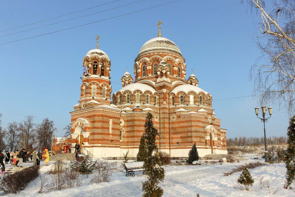 Октябрьская улица, 3