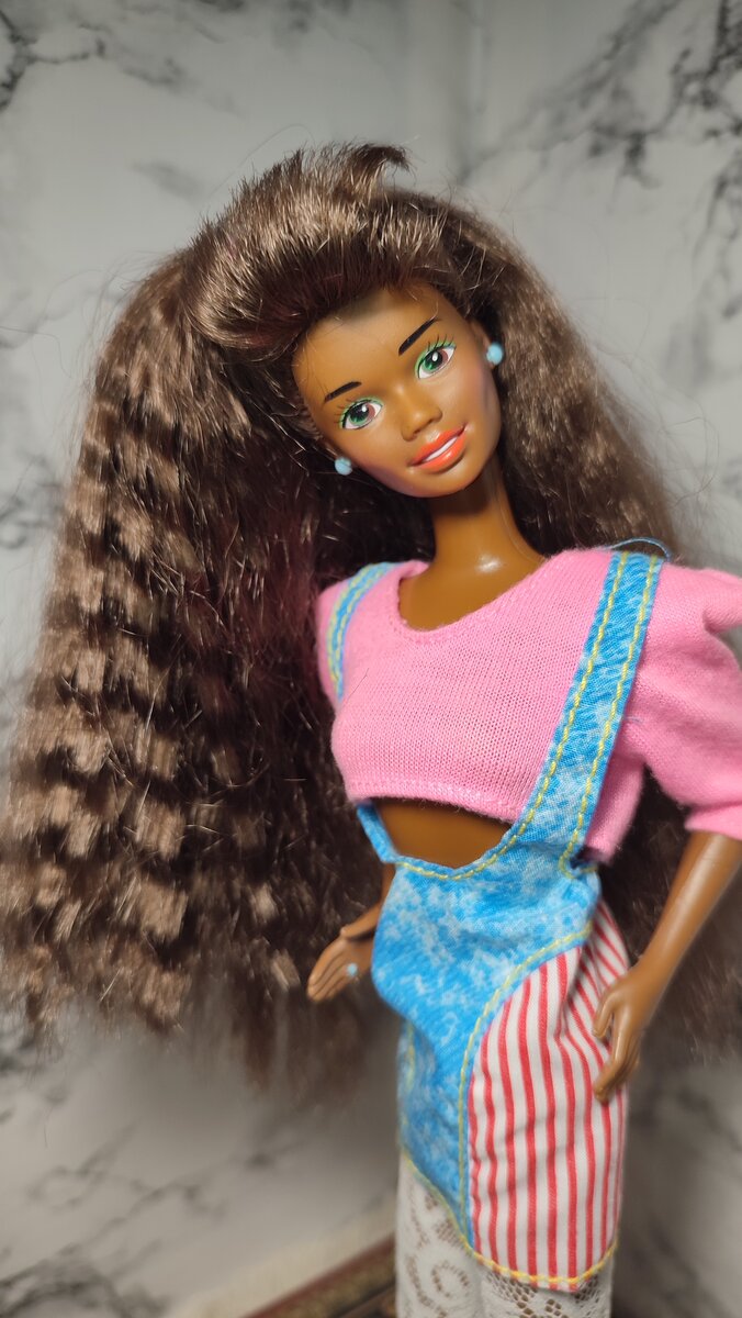 Barbie All American Christie 1990 