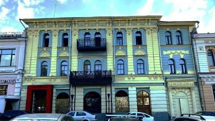     Старинный доходный дом Блиновых отремонтировали в Нижнем Новгороде. О завершении реконструкции на Рождественской улице рассказали в региональном управлении госохраны ОКН ВКонтакте.