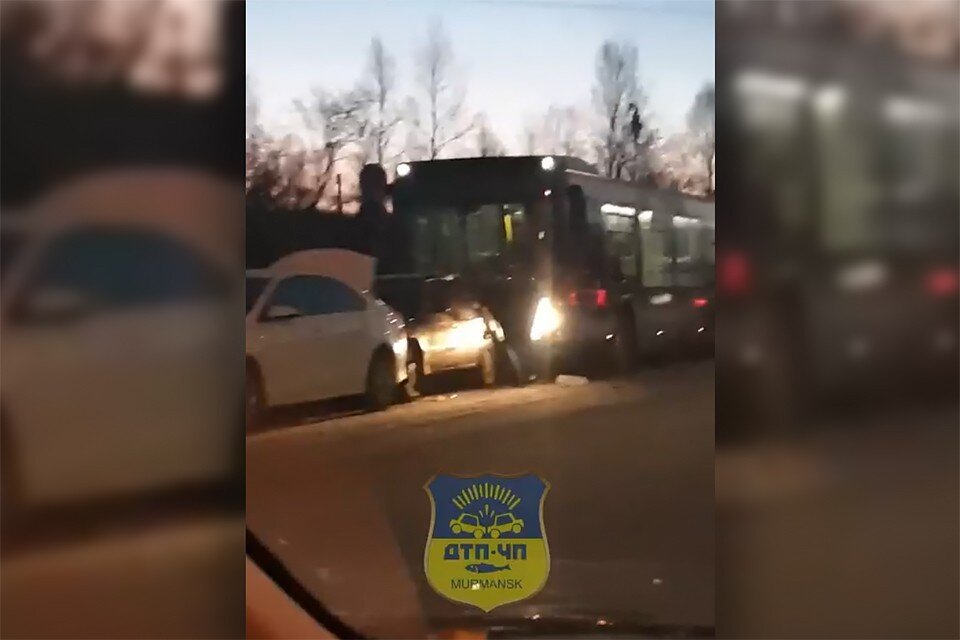     В Росляково 7 декабря произошло массовое ДТП. Фото: скриншот видео