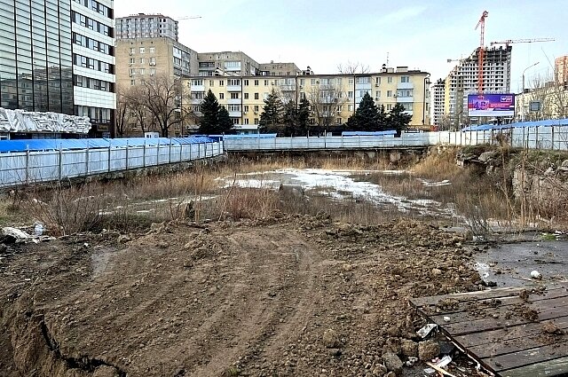 Пл ростов на дону последние новости. ТЦ площадь Ростов. Строительство ТРЦ. Торговый центр на площади Ленина в Ростове-на-Дону 2024 год. ТЦ на площади Ленина Ростов.