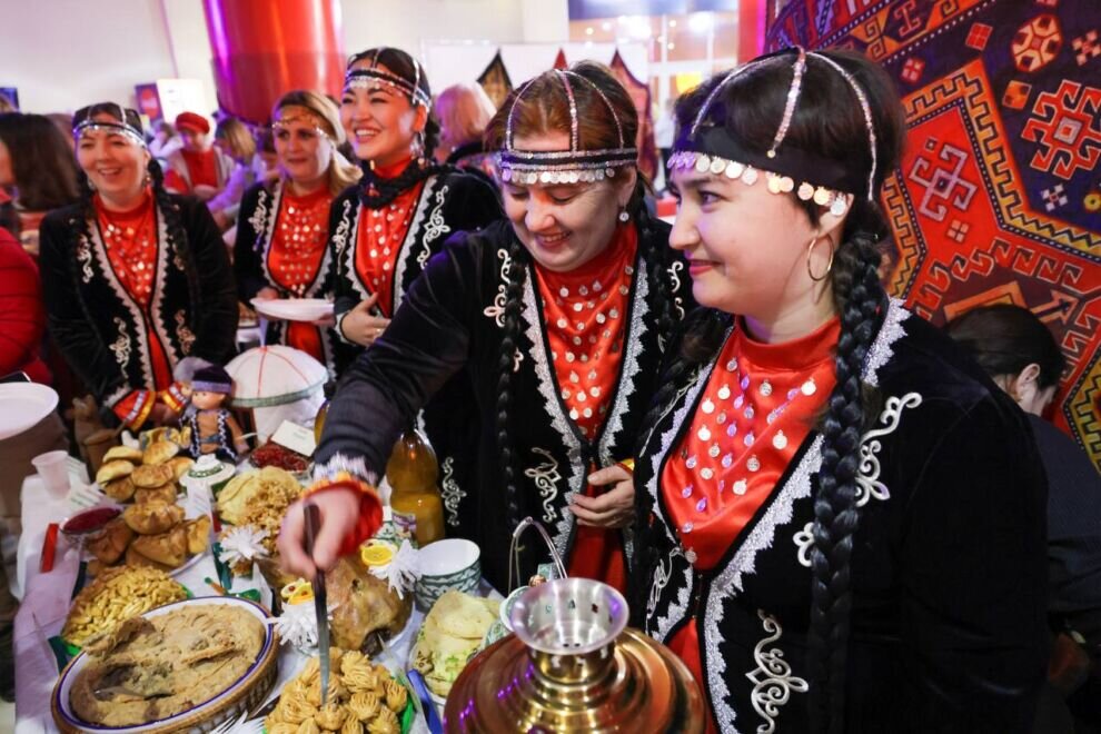    В Тарко-Сале участники фестиваля «ЭтноАрт» рассказали, как многонационален Ямал