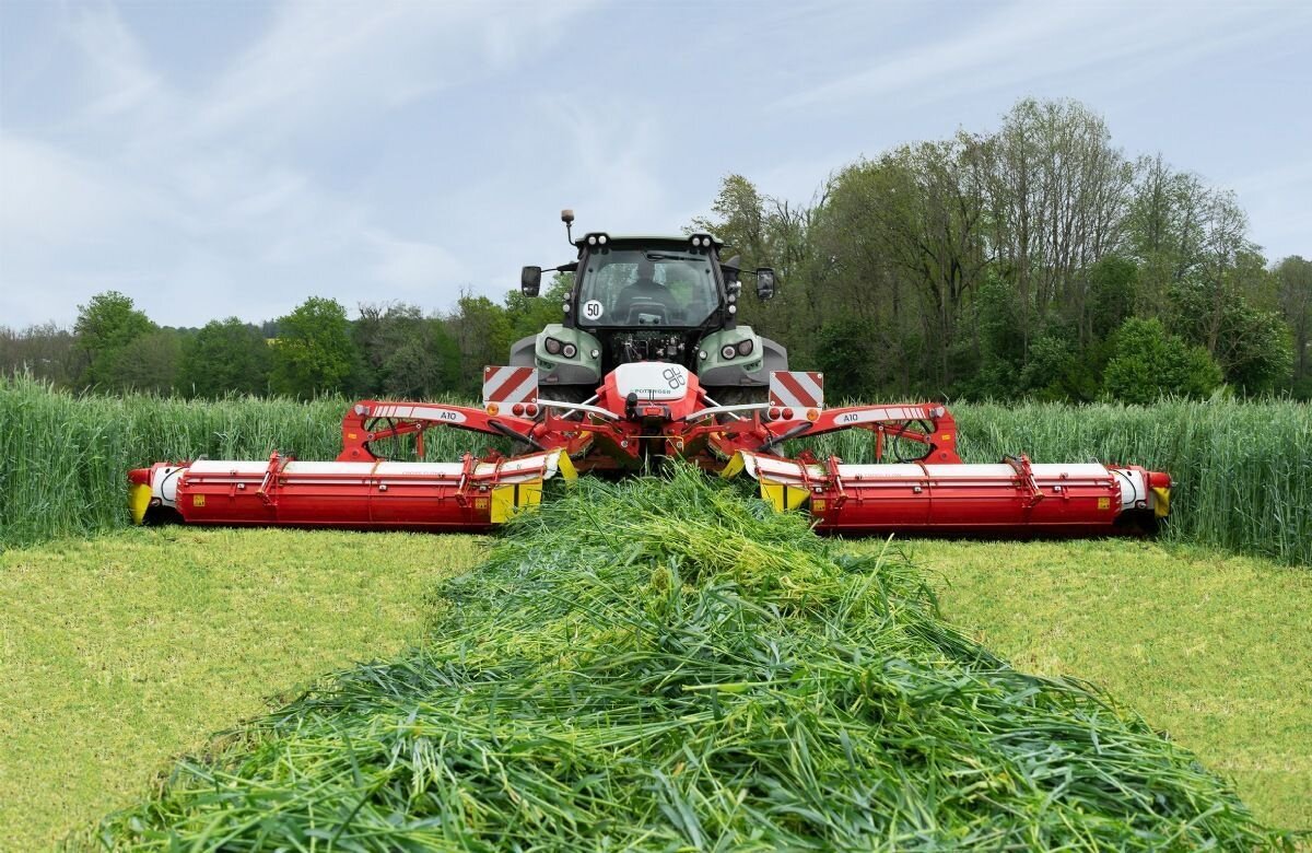 Фото сельскохозяйственной техники ООО «Петтингер»