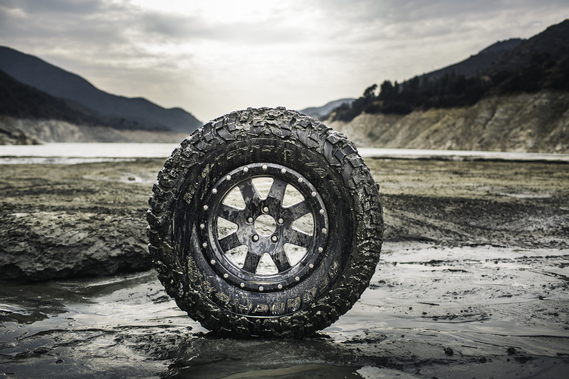 Проходимый материал. BFGOODRICH km3. BFGOODRICH Mud Terrain. BFGOODRICH Mud Terrain t/a k. BFGOODRICH r15 грязевые.