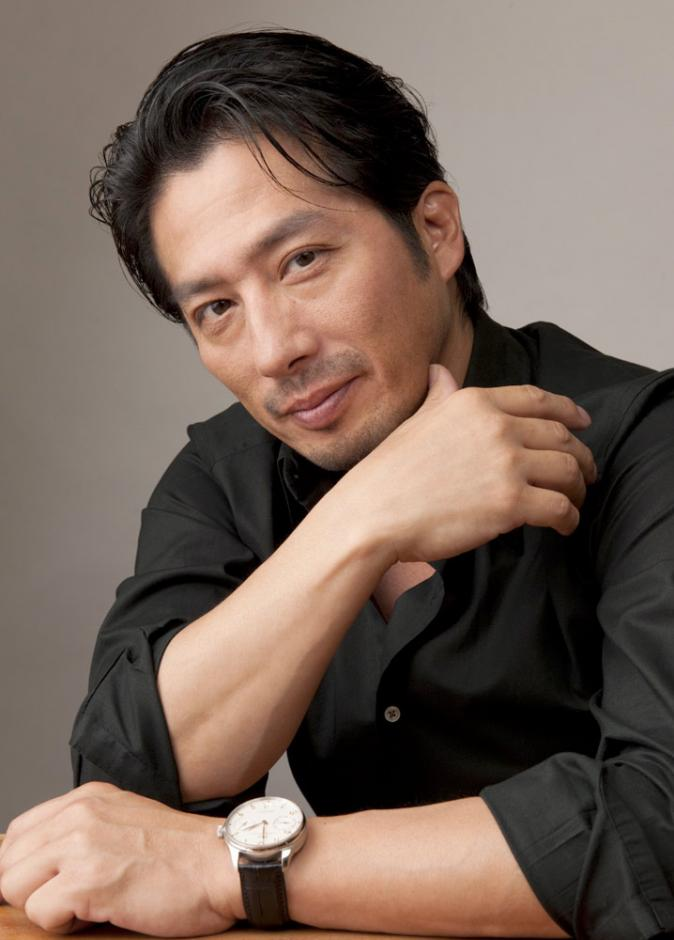 Босс мужа япония. Хироюки Санада - японский актёр. Хироюки Санада 2022. Хироюки Санада фильмография.
