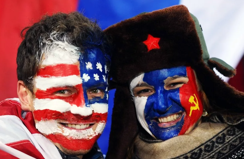 Американцы знающие русский. Россия и США приколы. Приколы про Россию и Америку. Приколы про американцев. Русские и американцы