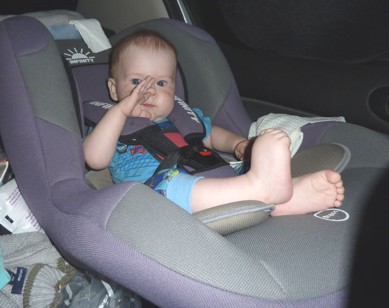 Привет, я Павлик. Мне 8 месяцев. И я путешествую на машине.