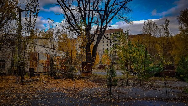 Осень в городе-призраке Припять или как выглядит постапокалипсис
