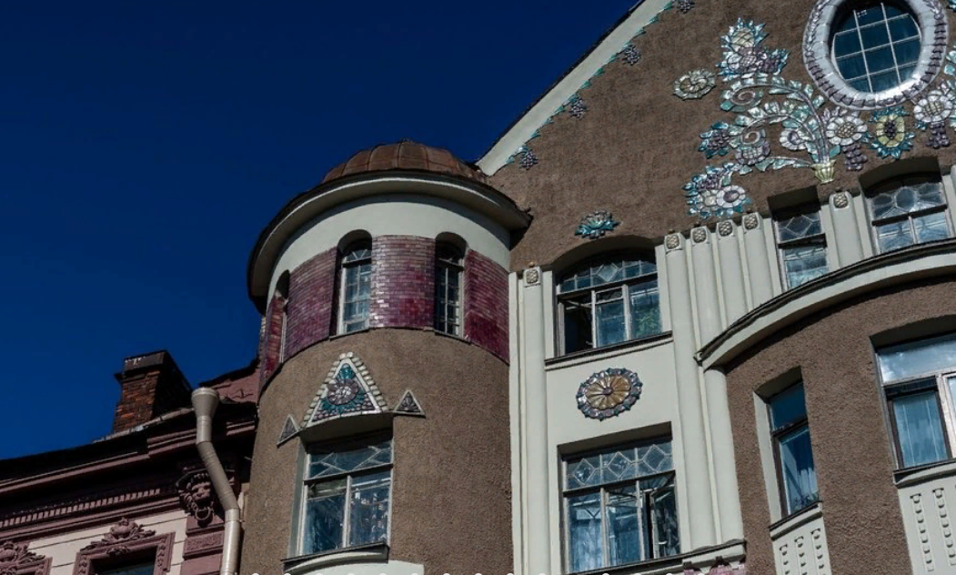 Фото https://www.fiesta.city/spb/places/dohodnyy-dom-zaharovyh/