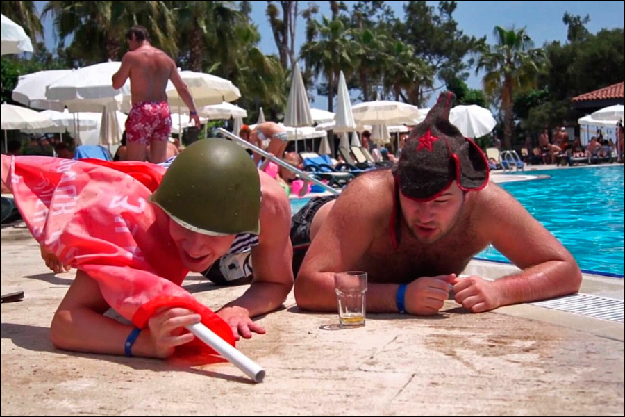 Угадайте с трех раз, кто это?