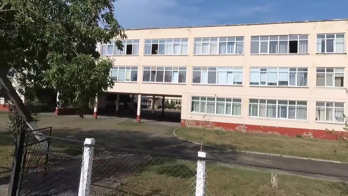 школа 15 00. 18 школа ухта. скоропусковский сергиев посад школа. химки проспект мельникова 2а школа 15. школа 15 00.