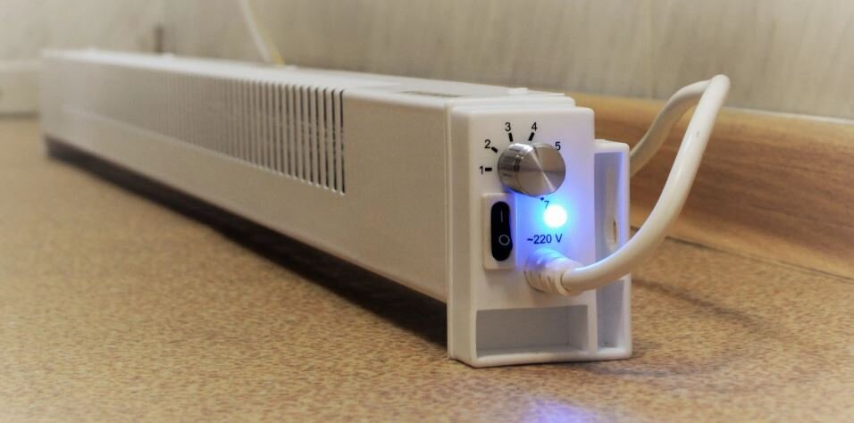 Плинтусный обогреватель, фото: termost.ru