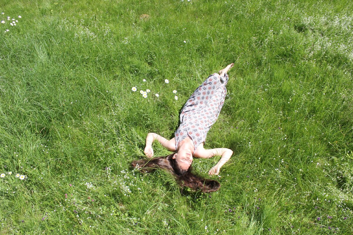 Фото автора | Лежу на травке, мечтаю