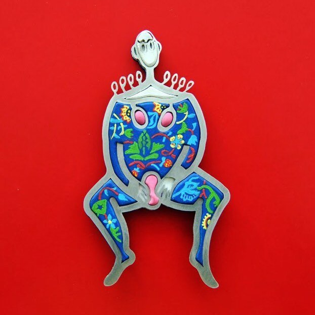 Серия ироничных брошей Кати Рабей