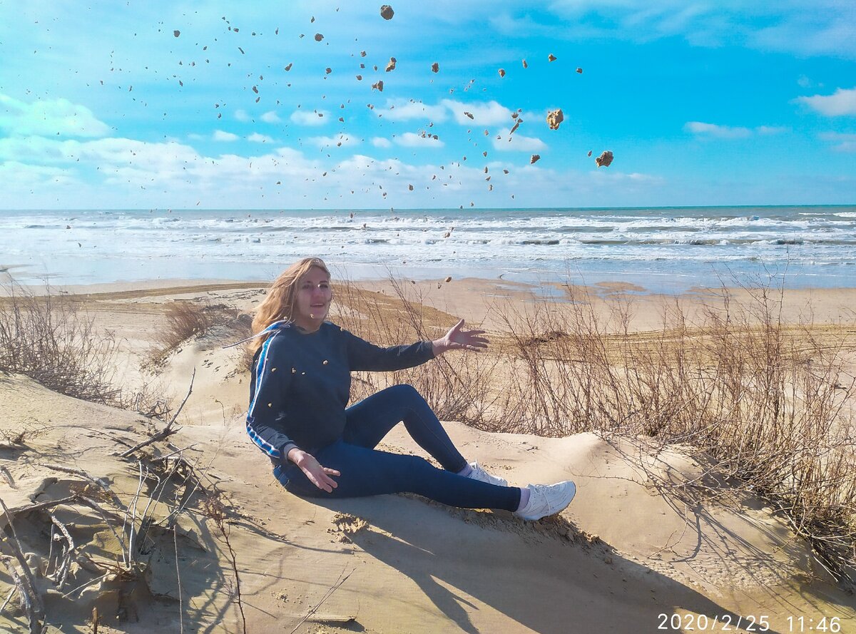 Жонглирую бытом, детьми, самообразованием и работой. 