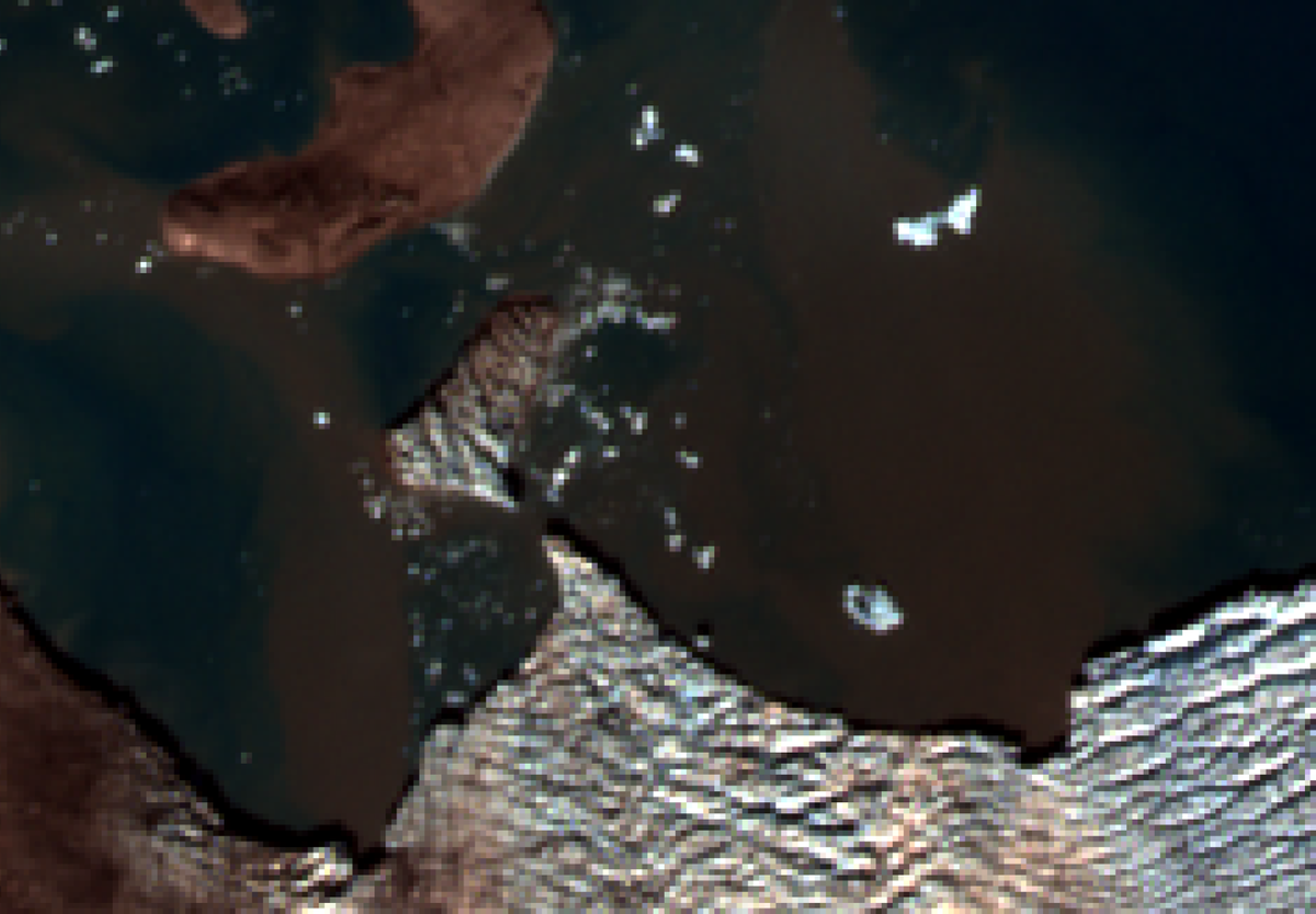 Образование нового острова с проливом шириной около 80 м. 11.07.2020. Сентинель-2. Коперник.