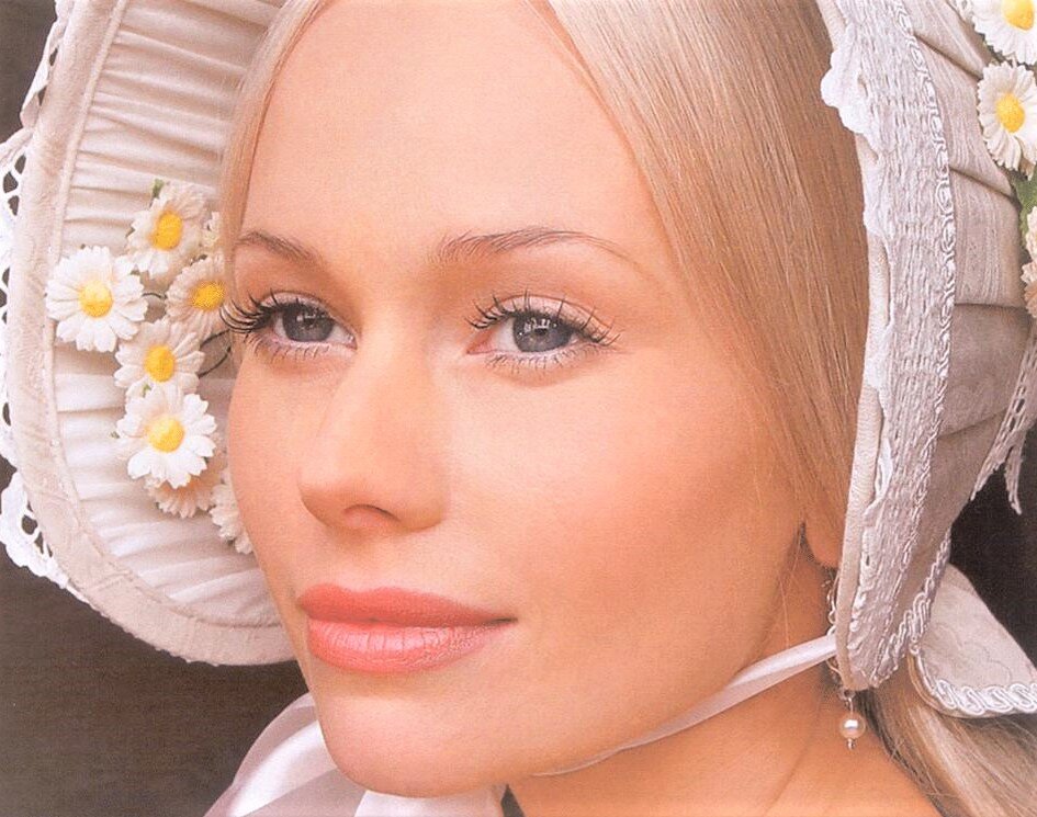 Кадр из сериала "Бедная Настя"