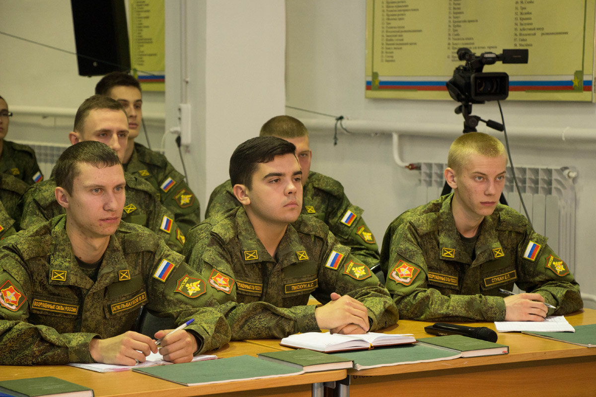 Федеральные войска. Военная Кафедра СФУ Красноярск форма. Курсанты военной кафедры САМГТУ. Военная Кафедра ЮФУ. Шеврон УВЦ ЮФУ.