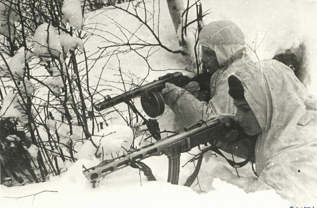 Вести с фронта с юрием. Разведчик 1943. Разведчики ВОВ картинки. Разведчики зима 1943. Пехота зимы 1943.