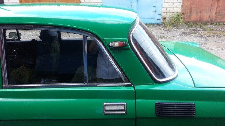 Стояночные огни полагались далеко не всем Москвичам (иллюстрация с сайта drive2.ru автор Julikk2208)