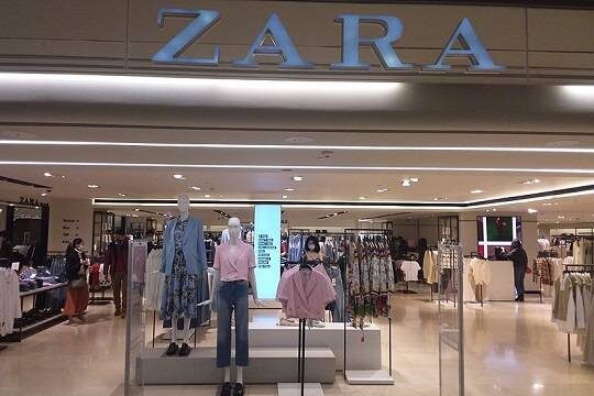    Владелец Zara и Bershka рассчитывает возобновить работу магазинов в России