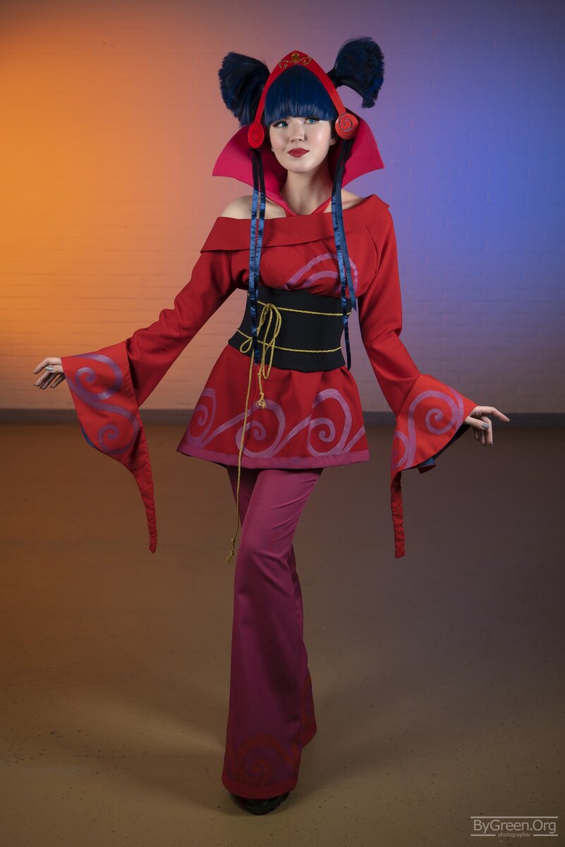 Малая часть моих косплеев Музы