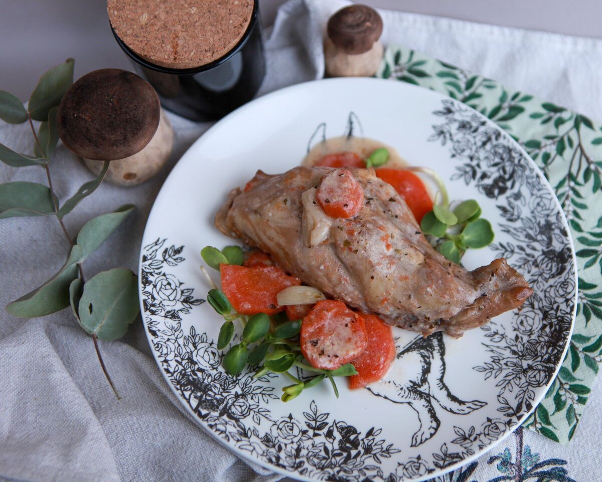 Классный кролик с овощами от Даши Третьяковой https://t.me/wellness_hedonism