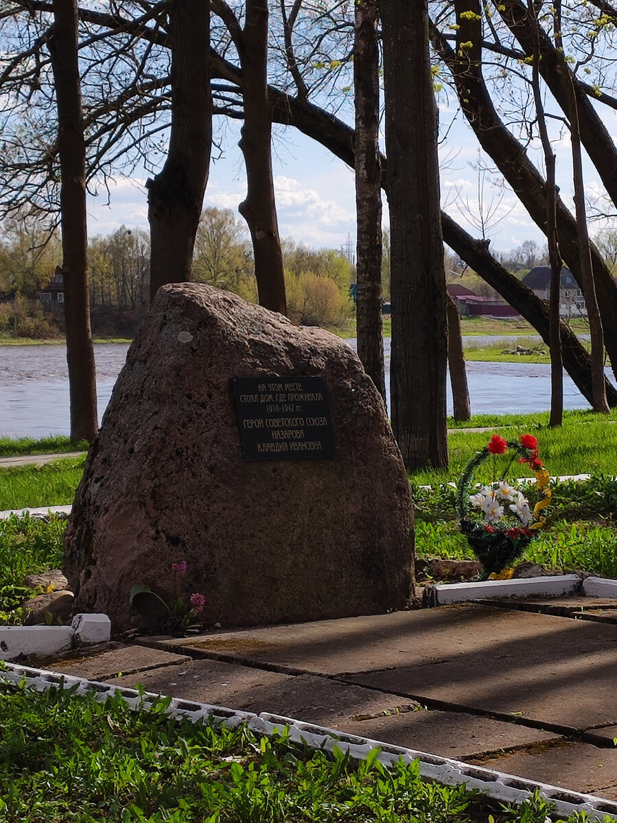 Проездом в городе Остров. Что увидели за пару часов. | Походы, путешествия,  прогулки | Дзен