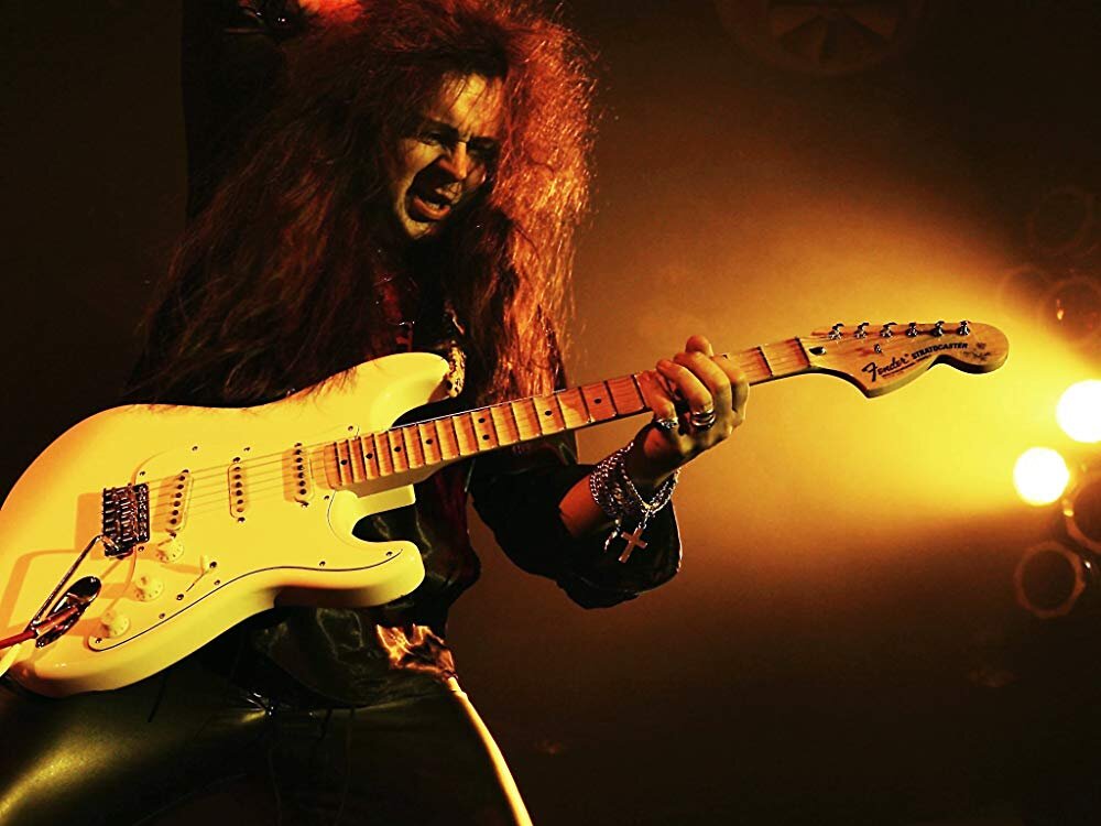 Yngwie j malmsteen's. Ингви Мальмстин. Ингви Мальмстин гитарист. Гитара Ингви Мальмстина. Ингви Мальмстин дискография.