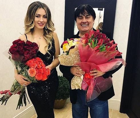 По какой причине Александр Серов попросил дочь и её семью срочно покинуть его дом? И чем Мишель пригрозила избраннице отца?3