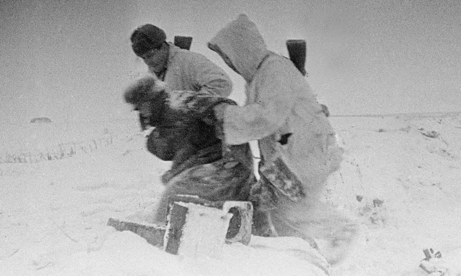 Язык вов. Разведчики ВОВ зимой. Немецкая разведка зимой ВОВ. Советские разведчики зимой. Разведка зимой Великая Отечественной войны.