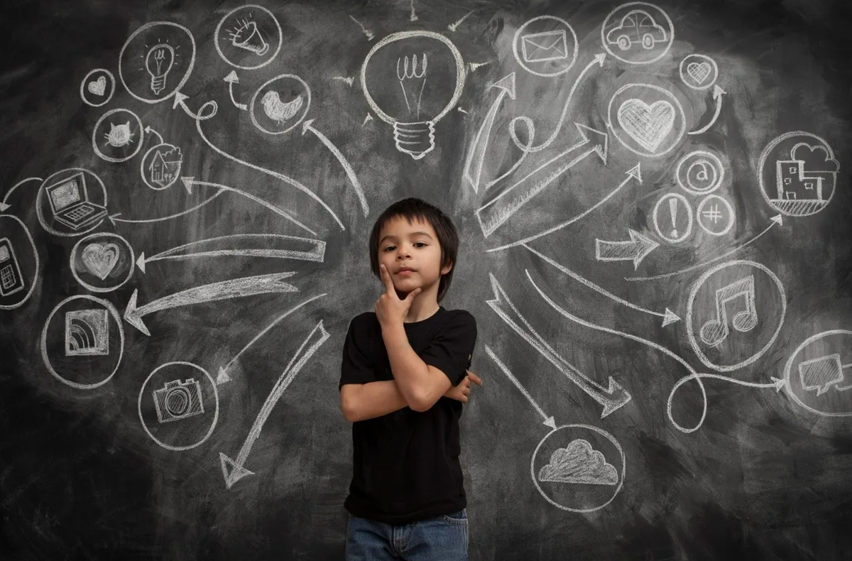 Любые искренние проявления детей, касаемые интересов в любой сфере обучения, надо развивать и поощрять