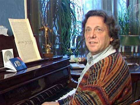 Марк Минков.