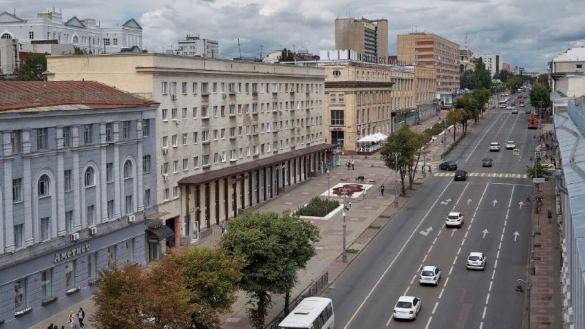    В Курске ремонт улицы Красной Армии вызвал возмущение главы региона