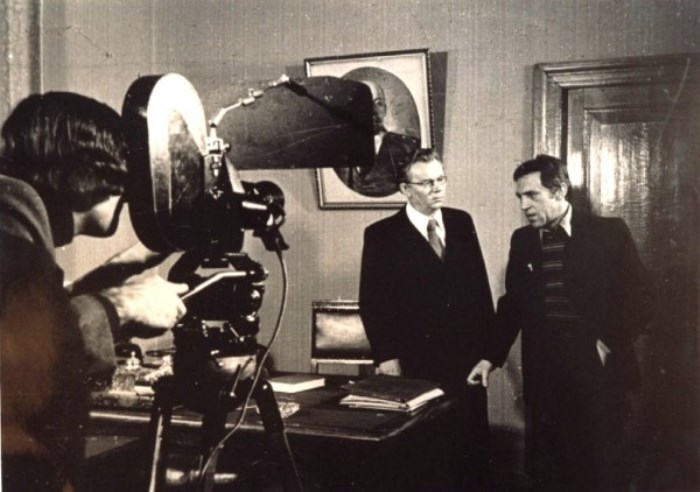 Кадр со съемок фильма *Место встречи изменить нельзя*, 1979 | Фото: pravda-tv.ru Источник: https://kulturologia.ru/blogs/290316/28976/