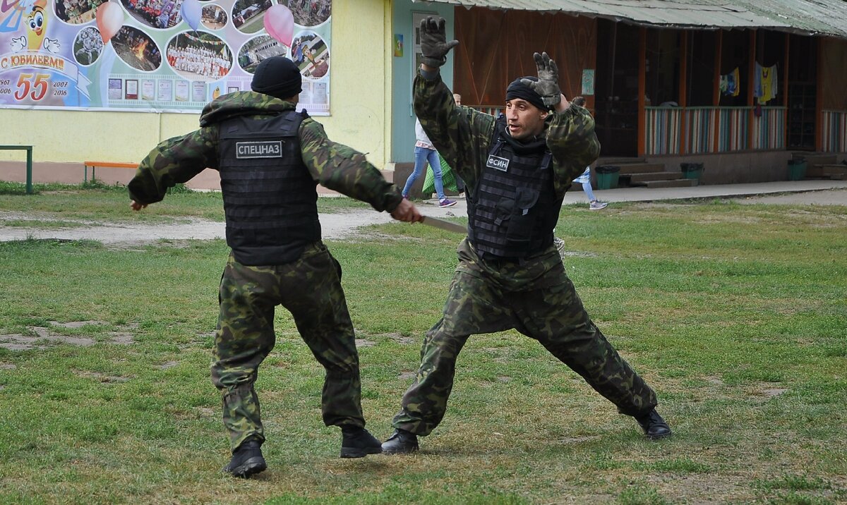 Ножевой бой в спецназе Альфа