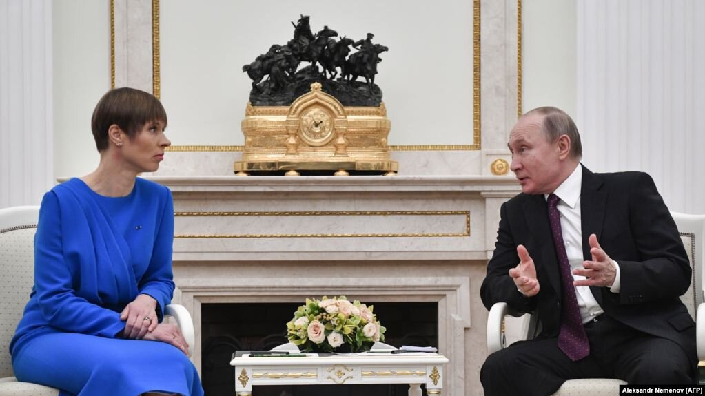 Президенты Эстонии и России Керсти Кальюлайд и Владимир Путин в ходе встречи в Москве, 18 апреля 2019 года