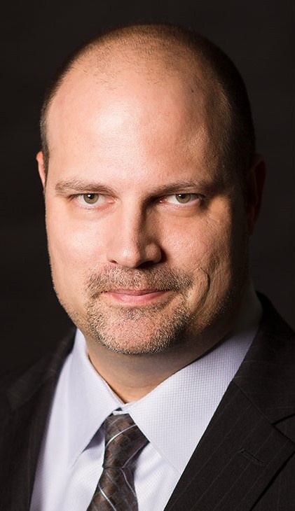 Chris Parnell, со-президент Sony Pictures Television Studios...