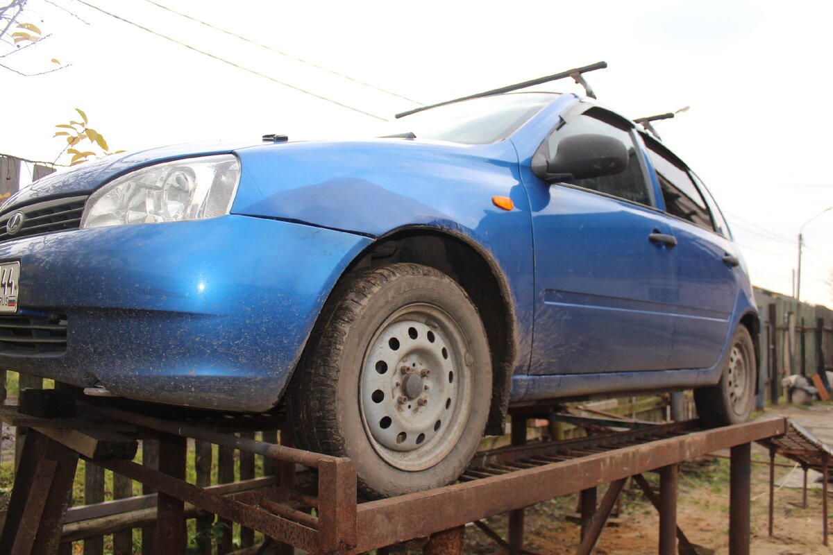 А вот и моя Лада Калина. Фото из личного архива